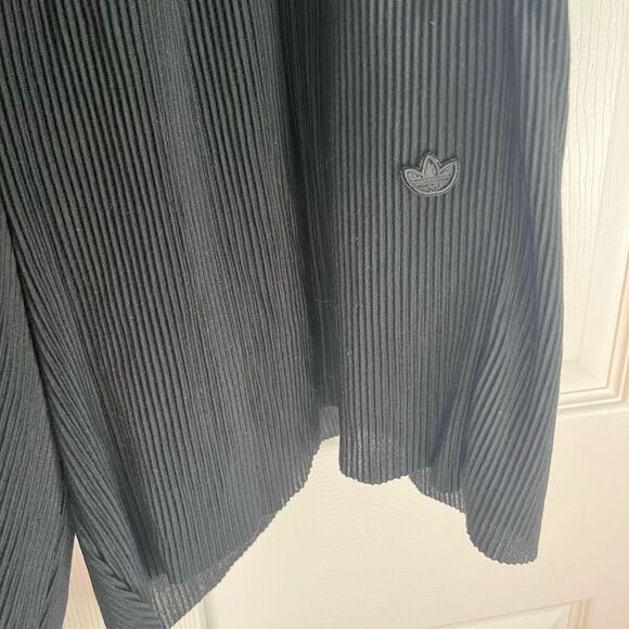 NWT Adidas Lined Drawstring Athletic Shorts Women’s XL - Picture 3 of 7